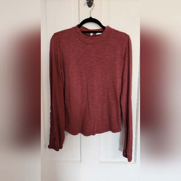 Free People We The Free Hooked on You Embroidered Sleeve Mock Neck Top Small - Picture 2 of 7